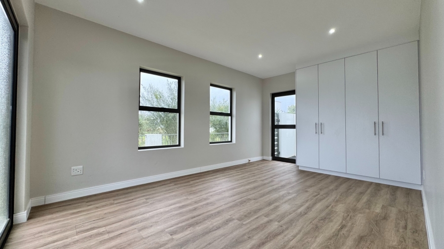 4 Bedroom Property for Sale in Croydon Gardens Estate Western Cape